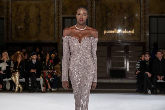 Pamella Roland fashion show during the New York Fashion Week in New York, USA - 12 Feb 2026 A model walks the runway for the Pamella Roland fashion show during the New York Fashion Week at the New York Public Library. New York United States Copyright: xRonxAdarx xSOPAxImagesx _radar_roland_20260212_00555