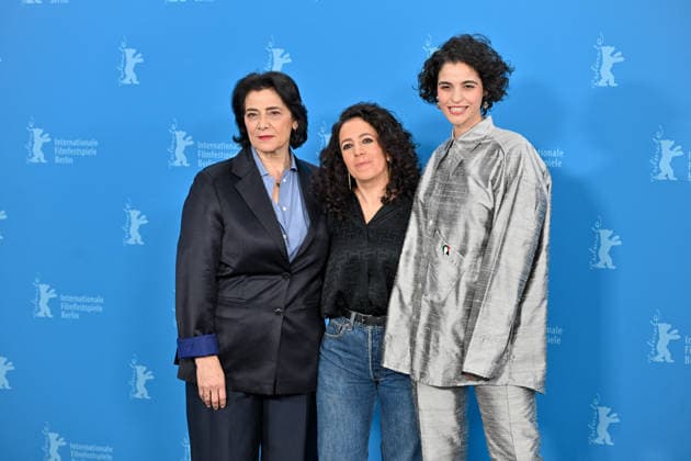 76th Berlin Film Festival Photocall A Voix Basse Leyla Bouzid, Hiam Abbas, Eye Bouteraa attending a photocall for the movie A Voix Basse (In A Whisper) during 76th Berlin International Film Festival in Berlin, Germany on 13 February 2026. Photo by Julien Reynaud APS-Medias ABACAPRESS.COM Berlin  Copyright: xReynaudxJulien APS-Medias ABACAx