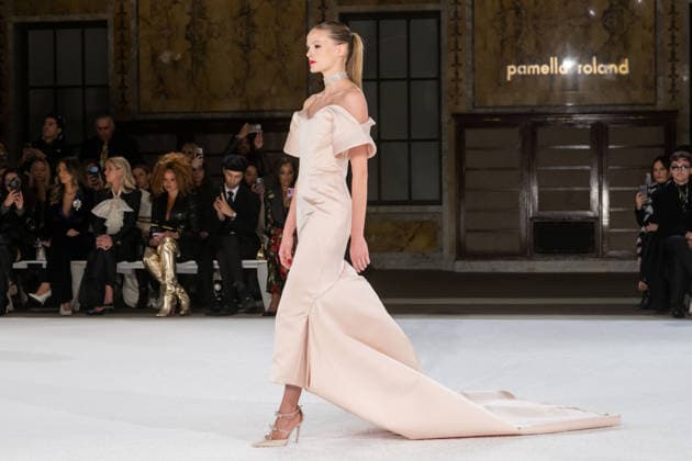 February 12, 2026, New York, United States: A model walks the runway for the Pamella Roland fashion show during the New York Fashion Week at the New York Public Library. New York United States - ZUMAs197 20260212_aaa_s197_603 Copyright: xRonxAdarx