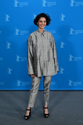 Eya Bouteraa poses at the À Voix Basse In A Whisper photocall during the 76th Berlinale International Film Festival Berlin at Grand Hyatt Hotel on February 13, 2026 in Berlin, Germany Romain Doucelin Bestimage Berlin Allemagne  Copyright: xRomainxDoucelinx xBestimagexRomainxDoucelinx xBestimagex