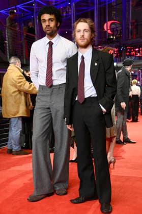 Langston Uibel und Louis Hofmann bei der Festivaleröffnung mit der Premiere des Kinofilms No Good Men auf der Berlinale 2026 76. Internationale Filmfestspiele Berlin im Berlinale Palast. Berlin, 12.02.2026