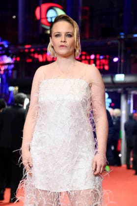 Jasna Fritzi Bauer bei der Festivaleröffnung mit der Premiere des Kinofilms No Good Men auf der Berlinale 2026 76. Internationale Filmfestspiele Berlin im Berlinale Palast. Berlin, 12.02.2026