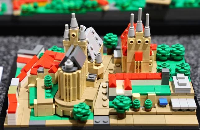 Modell Leben - Modellbaumesse 13.02.2026, Erfurt, Thueringer Modellbaumesse Modell Leben im Bild: Modell vom Erfurter Dom aus Lego-Steinen