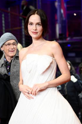 Emilia Schüle bei der Festivaleröffnung mit der Premiere des Kinofilms No Good Men auf der Berlinale 2026 76. Internationale Filmfestspiele Berlin im Berlinale Palast. Berlin, 12.02.2026
