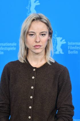 Berlinale International Film Festival Berlin Germany 76th Berlinale International Film Festival A Voix Basse photocall at the 76th Berlinale International Film Festival Marion Barbeau Thomas Bohlen Starface 2026 02 13 453022 2026 02 13 Berlin Germany  Copyright: xThomasxBohlenx STAR_453022_061