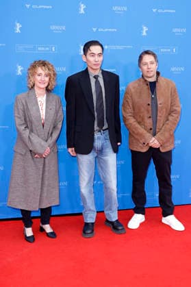 Tricia Tuttle, Han Chong und Sean Baker beim Screening der Kinofilme Sandiwara und Everything Everywhere All at Once auf der Berlinale 2026 76. Internationale Filmfestspiele Berlin im Zoo Palast. Berlin, 13.02.2026