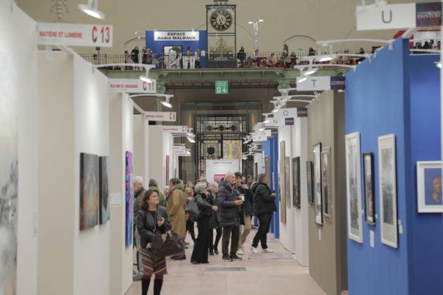 Art Capital 2026 at Grand Palais in Paris PARIS, FRANCE - FEBRUARY 13: Visitors attend Art Capital 2026 at the Grand Palais on February 13, 2026, in Paris, France. The annual art event brings together more than 3,000 artists from France and abroad, showcasing painting, sculpture, photography and other contemporary works. Mohamad Salaheldin Abdelg Alsayed Anadolu Paris France. Editorial use only. Please get in touch for any other usage.  Copyright: x2026xAnadoluxMohamadxSalaheldinxAbdelgxAlsayedx