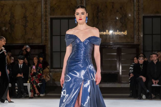 Pamella Roland - Runway - February 2026 New York Fashion Week, New York, USA - 12 Feb 2026 (NEW) Pamella Roland - Runway - February 2026 New York Fashion Week. February 12, 2026, New York, New York, USA: Daphne Velghe walks the runway for the Pamella Roland fashion show during the New York Fashion Week at the New York Public Library on February 12, 2026 in New York City. (Credit: M10s TheNews2) (Foto: M10s Thenews2 imago images) Pamella Roland - Runway - February 2026 New York Fashion Week, New York, USA - 12 Feb 2026  Copyright: xRonxAdarx