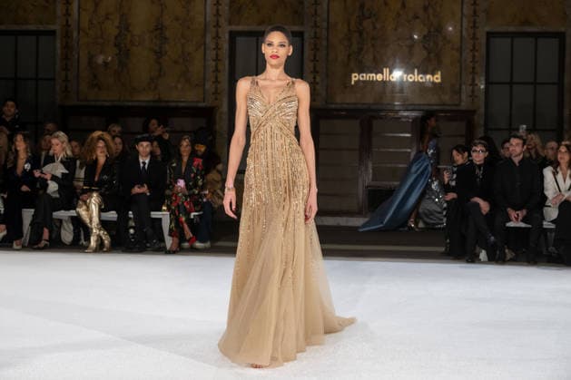 Pamella Roland - Runway - February 2026 New York Fashion Week, New York, USA - 12 Feb 2026 (NEW) Pamella Roland - Runway - February 2026 New York Fashion Week. February 12, 2026, New York, New York, USA: A model walks the runway for the Pamella Roland fashion show during the New York Fashion Week at the New York Public Library on February 12, 2026 in New York City. (Credit: M10s TheNews2) (Foto: M10s Thenews2 imago images) Pamella Roland - Runway - February 2026 New York Fashion Week, New York, USA - 12 Feb 2026  Copyright: xRonxAdarx
