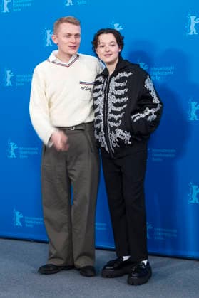 George Jaques und Bella Ramsey beim Photocall zum Kinofilm Sunny Dancer auf der Berlinale 2026 76. Internationale Filmfestspiele Berlin im Hotel Grand Hyatt. Berlin, 13.02.2026
