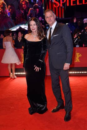 Iris Berben mit Ehemann Heiko Kiesow bei der No Good Men Premiere und Berlinale Eroeffnung bei den 76. Internationalen Filmfestspielen in Berlin am 12.02.26