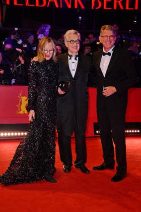 Wim Wenders mit Ehefrau Donata Wenders und Wolfram Weimer bei der No Good Men Premiere und Berlinale Eroeffnung bei den 76. Internationalen Filmfestspielen in Berlin am 12.02.26