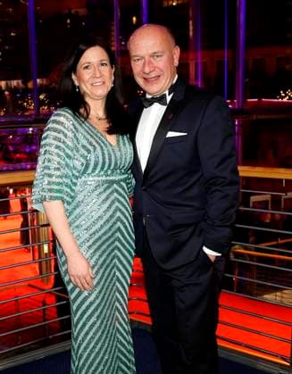 Katharina Guenther-Wuensch und Kai Wegner bei der Eröffnung der 75. Internationalen Filmfestspiele Berlin im Berlinale Palast am Potsdamer Platz