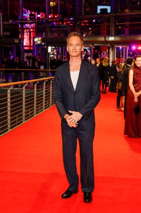 Neil Patrick Harris bei der Eröffnung der 75. Internationalen Filmfestspiele Berlin im Berlinale Palast am Potsdamer Platz