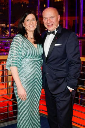 Katharina Guenther-Wuensch und Kai Wegner bei der Eröffnung der 75. Internationalen Filmfestspiele Berlin im Berlinale Palast am Potsdamer Platz