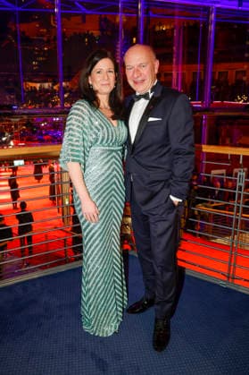 Katharina Guenther-Wuensch und Kai Wegner bei der Eröffnung der 75. Internationalen Filmfestspiele Berlin im Berlinale Palast am Potsdamer Platz
