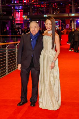 Jean Todt, Michelle Yeoh bei der Eröffnung der 75. Internationalen Filmfestspiele Berlin im Berlinale Palast am Potsdamer Platz