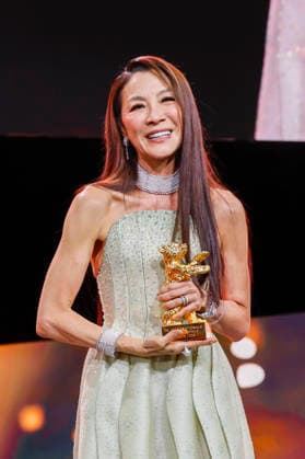 Michelle Yeoh ( Preistraegerin Goldener Baer ) bei der Eroeffnung der 76. Berlinale Internationale Filmfestspiele mit der - No Good Men- Film Premiere am 12.02.2026 im Berlinale Palast Berlin.