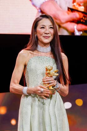 Michelle Yeoh ( Preistraegerin Goldener Baer ) bei der Eroeffnung der 76. Berlinale Internationale Filmfestspiele mit der - No Good Men- Film Premiere am 12.02.2026 im Berlinale Palast Berlin.