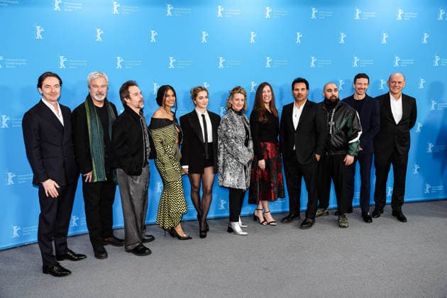 Berlin Berlinale, 76. internationale Filmfestspiele Berlin 2026 Photo Call GOOD LUCK, HAVE FUN, DON™T DIE 2.v.Links Gore Verbinski (Regisseur Director) Sam Rockwell (Schauspieler Actor) Zazie Beetz (Schaupielerin Actor) Haley Lu Richardson (Schaupielerin Actor) Tricia Tuttle (Festival Intendantin) Michael Pena (Schauspieler Actor) Asim Chaudhry (Schauspieler Actor) Robert Kulzer (Produzent Producer) Berlinale, 76. internationale Filmfestspiele Berlin 2026, 13.02.2026 -Pressefoto Roger Buerke Copyright: xEibner-Pressefoto RogerxBuerkex EP_RBE