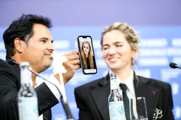 Berlin Berlinale, 76. internationale Filmfestspiele Berlin 2026 Pressekonferenz GOOD LUCK, HAVE FUN, DON™T DIE Haley Lu Richardson (Schaupielerin Actor) Michael Pena (Schauspieler Actor) Berlinale, 76. internationale Filmfestspiele Berlin 2026, 13.02.2026 -Pressefoto Roger Buerke Copyright: xEibner-Pressefoto RogerxBuerkex EP_RBE