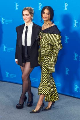 Haley Lu Richardson und Zazie Beetz beim Photocall zum Kinofilm Good Luck, Have Fun, Don t Die auf der Berlinale 2026 76. Internationale Filmfestspiele Berlin im Hotel Grand Hyatt. Berlin, 13.02.2026