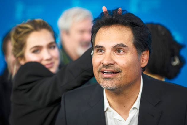 Michael Pena beim Photocall zum Kinofilm Good Luck, Have Fun, Don t Die auf der Berlinale 2026 76. Internationale Filmfestspiele Berlin im Hotel Grand Hyatt. Berlin, 13.02.2026