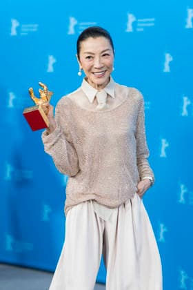 Berlinale, Michelle Yeoh mit Goldenem Bären, Berlin, 13.02.2026 Michelle Yeoh mit dem Goldenen Bären beim Photocall im Hyatt Hotel Berlin am 13.02.2026. Die 76. Internationalen Filmfestspiele Berlin finden vom 12. bis 22. Februar 2026 statt. Berlin Theater am Potsdamer Platz Copyright: xBenxKriemannx