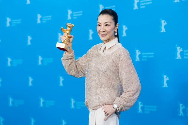 Berlinale, Michelle Yeoh mit Goldenem Bären, Berlin, 13.02.2026 Michelle Yeoh mit dem Goldenen Bären beim Photocall im Hyatt Hotel Berlin am 13.02.2026. Die 76. Internationalen Filmfestspiele Berlin finden vom 12. bis 22. Februar 2026 statt. Berlin Theater am Potsdamer Platz Copyright: xBenxKriemannx