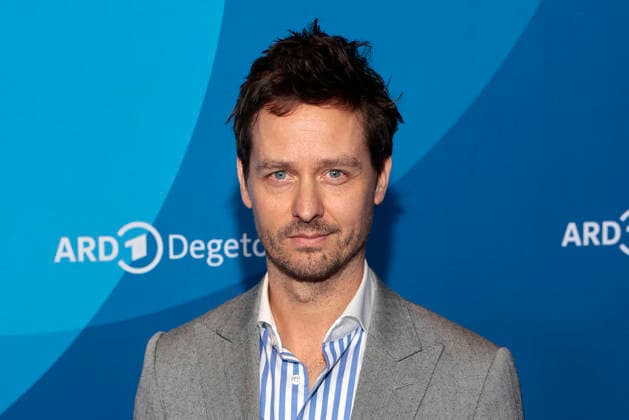 Tom Schilling bei der ARD Blue Hour im Rahmen der 76. Berlinale am 13.02.2026 in Berlin ARD Blue Hour in Berlin