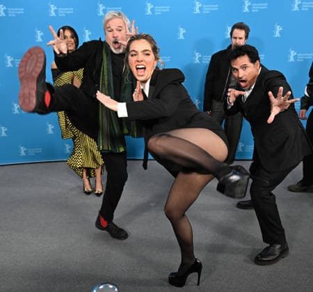 Photocall for the film Good Luck, Have Fun, Don t Die at the 76th Berlin International Film Festival (Berlinale 2026) at the Grand Hyatt Hotel Featuring: Gore Verbinski, Michael Pena, Sam Rockwell, Zazie Beetz and Haley Lu Richardson Where: Berlin, Germany When: 13 Feb 2026 Credit: Cover Images EDITORIAL USE ONLY. NOT FOR USE BY NEWSPAPERS BASED IN THE UK. Copyright: xx coverimg55466144