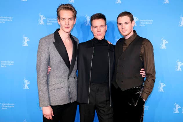 Paul Boche, Kai Stänicke und Philip Froissant beim Photocall zum Kinofilm Der Heimatlose Trial of Hein auf der Berlinale 2026 76. Internationale Filmfestspiele Berlin im Hotel Grand Hyatt. Berlin, 13.02.2026