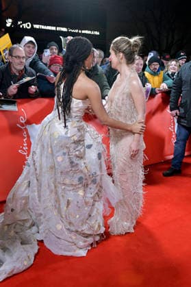 Zazie Beetz und Haley Lu Richardson bei der Premiere des Kinofilms Good Luck, Have Fun, Don t Die auf der Berlinale 2026 76. Internationale Filmfestspiele Berlin im Zoo Palast. Berlin, 13.02.2026