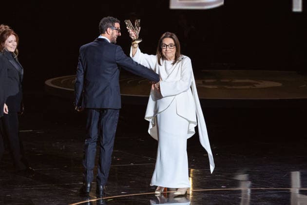 41st Les Victoires De La Musique Award Ceremony Nana Mouskouri receive Victoire d honneur the 41st Les Victoires De La Musique Award Ceremony at La Seine Musicale on February 13, 2026 in Boulogne-Billancourt, France. Photo by Nasser Berzane ABACAPRESS.COM Boulogne-Billancourt  Copyright: xBerzanexNasser ABACAx