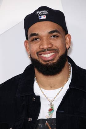 Los Angeles Clippers And Comcast NBCUniversal s NBA All-Star Legendary Tip-Off Celebration Karl-Anthony Towns at the Los Angeles Clippers And Comcast NBCUniversal s National Basketball Association (NBA) All-Star Legendary Tip-Off Celebration held at the Los Angeles County Museum of Art (LACMA) on February 13, 2026 in Miracle Mile, Los Angeles, California, United States., Credit:Xavier Collin Avalon USA, Los Angeles  Copyright: xXavierxCollinx xAvalonx 1074830041