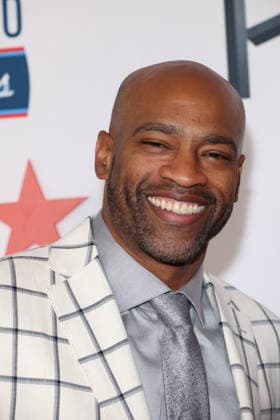 Los Angeles Clippers And Comcast NBCUniversal s NBA All-Star Legendary Tip-Off Celebration Vince Carter at the Los Angeles Clippers And Comcast NBCUniversal s National Basketball Association (NBA) All-Star Legendary Tip-Off Celebration held at the Los Angeles County Museum of Art (LACMA) on February 13, 2026 in Miracle Mile, Los Angeles, California, United States., Credit:Xavier Collin Avalon USA, Los Angeles  Copyright: xXavierxCollinx xAvalonx 1074830320