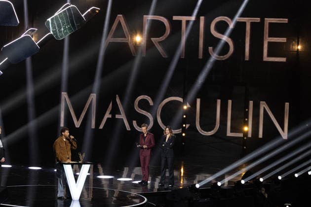 41st Les Victoires De La Musique Award Ceremony Disiz receive Artiste masculin price during the 41st Les Victoires De La Musique Award Ceremony at La Seine Musicale on February 13, 2026 in Boulogne-Billancourt, France. Photo by Nasser Berzane ABACAPRESS.COM Boulogne-Billancourt  Copyright: xBerzanexNasser ABACAx