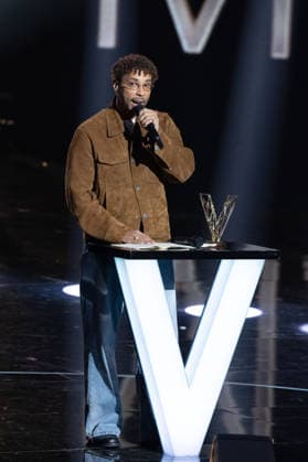 41st Les Victoires De La Musique Award Ceremony Disiz receive Artiste masculin price during the 41st Les Victoires De La Musique Award Ceremony at La Seine Musicale on February 13, 2026 in Boulogne-Billancourt, France. Photo by Nasser Berzane ABACAPRESS.COM Boulogne-Billancourt  Copyright: xBerzanexNasser ABACAx