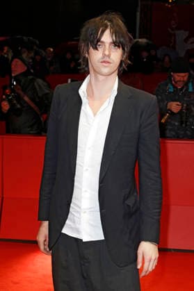 Earl Cave beim Photocall zum Kinofilm Sunny Dancer auf der Berlinale 2026 76. Internationale Filmfestspiele Berlin auf dem Red Carpet vom Berlinale Palast. Berlin, 13.02.2026