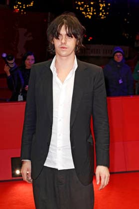 Earl Cave beim Photocall zum Kinofilm Sunny Dancer auf der Berlinale 2026 76. Internationale Filmfestspiele Berlin auf dem Red Carpet vom Berlinale Palast. Berlin, 13.02.2026