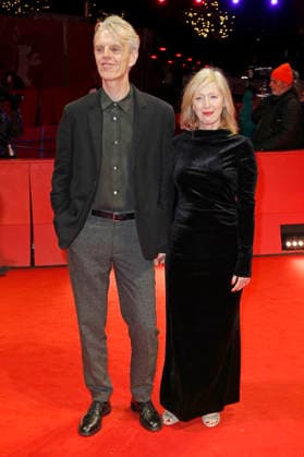 Grant Gee mit Begleitung bei der Premiere des Kinofilms Everybody Digs Bill Evans auf der Berlinale 2026 76. Internationale Filmfestspiele Berlin im Berlinale Palast. Berlin, 13.02.2026