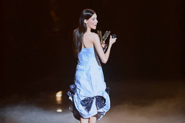 41st Les Victoires De La Musique Award Ceremony - Paris Charlotte Cardin receives the Female Artist of the Year Award during the 41st Les Victoires De La Musique Award Ceremony at La Seine Musicale on February 13, 2026 in Boulogne-Billancourt, France. Photo by Franck Castel ABACAPRESS.COM Paris France  Copyright: xCastelxFranck ABACAx