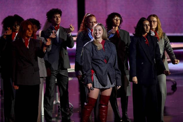 41st Les Victoires De La Musique Award Ceremony - Paris Helena receives the Original Song of the year Award during the 41st Les Victoires De La Musique Award Ceremony at La Seine Musicale on February 13, 2026 in Boulogne-Billancourt, France. Photo by Franck Castel ABACAPRESS.COM Paris France  Copyright: xCastelxFranck ABACAx