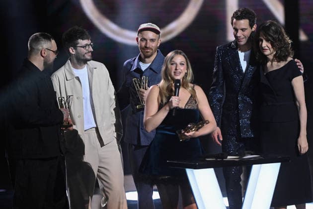 41st Les Victoires De La Musique Award Ceremony - Paris Helena receives the Original Song of the year Award during the 41st Les Victoires De La Musique Award Ceremony at La Seine Musicale on February 13, 2026 in Boulogne-Billancourt, France. Photo by Franck Castel ABACAPRESS.COM Paris France  Copyright: xCastelxFranck ABACAx