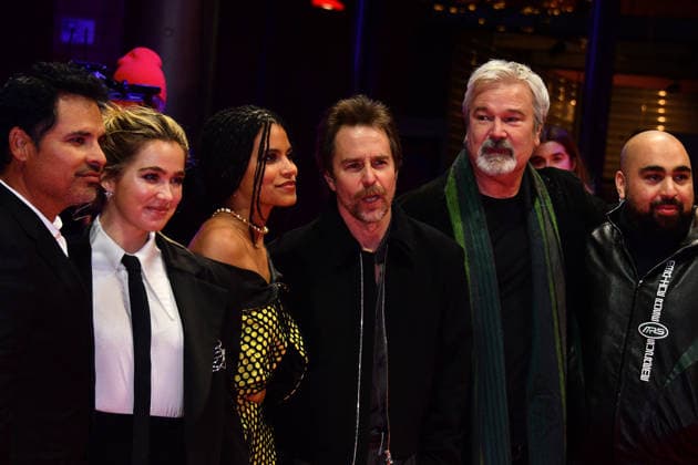 Berlin Germany 76th Berlinale Berlin International Film Festival Everybody Digs Bill Evans Red Carpet at the 76th Berlinale International Film Festival Gore Verbinski, Zazie Beetz, Haley Lu Richardson, Sam Rockwell, Michael Pena and Asim Chaudhry Thomas Bohlen Starface 2026 02 13 453036 2026 02 13 Berlin Germany  Copyright: xThomasxBohlenx STAR_453036_032