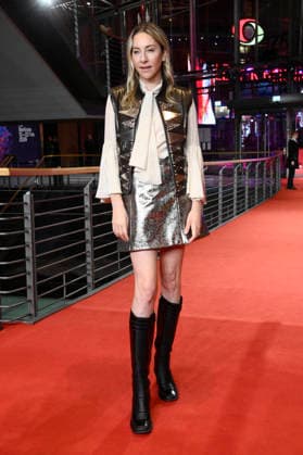 Este Haim beim Photocall zum Kinofilm Sunny Dancer auf der Berlinale 2026 76. Internationale Filmfestspiele Berlin auf dem Red Carpet vom Berlinale Palast. Berlin, 13.02.2026