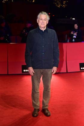 Bill Pullman poses at the Everybody Digs Bill Evans premiere during the 76th Berlinale International Film Festival Berlin at Gret Hyatt Hotel on February 13, 2026 in Berlin, Germany à la première du film Everybody Digs Bill Evans lors de la 76ème édition du festival international du film de Berlin La Berlinale 2026 , le 13 février 2026 Romain Doucelin Bestimage The Everybody Digs Bill Evans premiere during the 76th Berlinale International Film Festival Berlin at Berlinale Palast on February 13, 2026 in Berlin, Germany Berlin Allemagne  Copyright: xRomainxDoucelinx xBestimagexRomainxDoucelinx xBestimagex