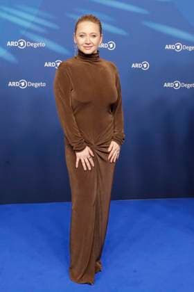Anna Maria Mühe, bei der ARD BLUE HOUR 2026, Party zur 76. Internationalen Filmfestspiele Berlin, Berlinale, im Telegraphenamt in Berlin, Roter Teppich,