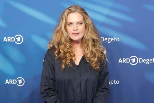 Diana Amft, bei der ARD BLUE HOUR 2026, Party zur 76. Internationalen Filmfestspiele Berlin, Berlinale, im Telegraphenamt in Berlin, Roter Teppich,