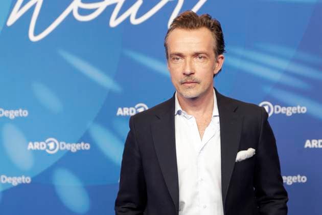 Lucas Gregorowicz, bei der ARD BLUE HOUR 2026, Party zur 76. Internationalen Filmfestspiele Berlin, Berlinale, im Telegraphenamt in Berlin, Roter Teppich,